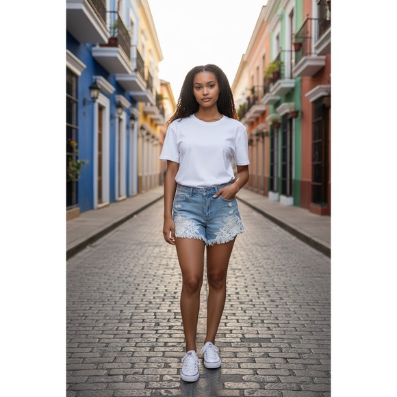 Hollister Pants - (D-200)Hollister Denim Shorts High Rise Distressed Lace Trim Light Wash Size 3/2
